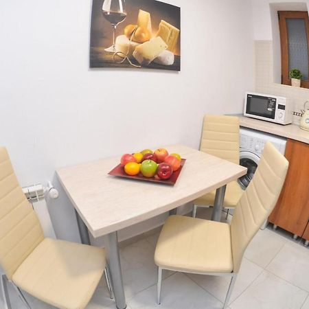 Spacious And Modern Apartment Close To Old City Βουκουρέστι Εξωτερικό φωτογραφία